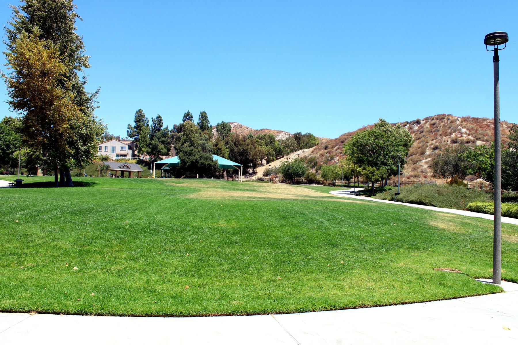 Oak Spring Canyon Park, with the mountains behind it