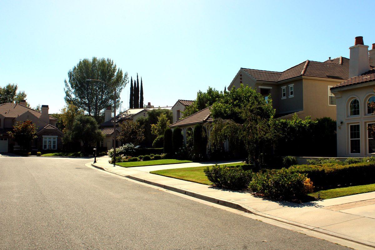 Residential street near West Ranch High School attendance area, Valencia, Santa Clarita