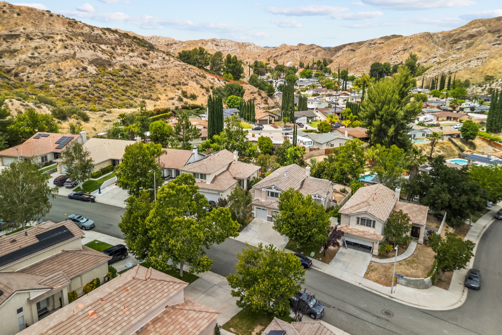 14925 Narcissus Crest Avenue, Canyon Country, photo 2