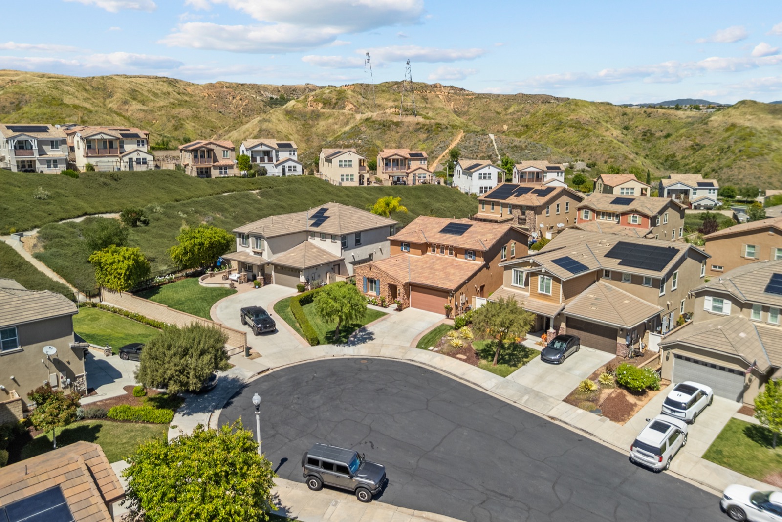 24557 Rosette Lane, Valencia, photo 2