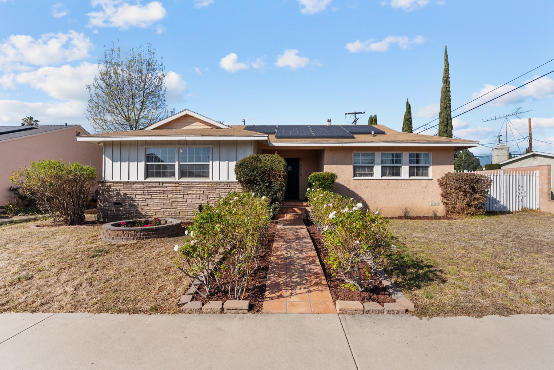 10957 McLennan Ave, Granada Hills