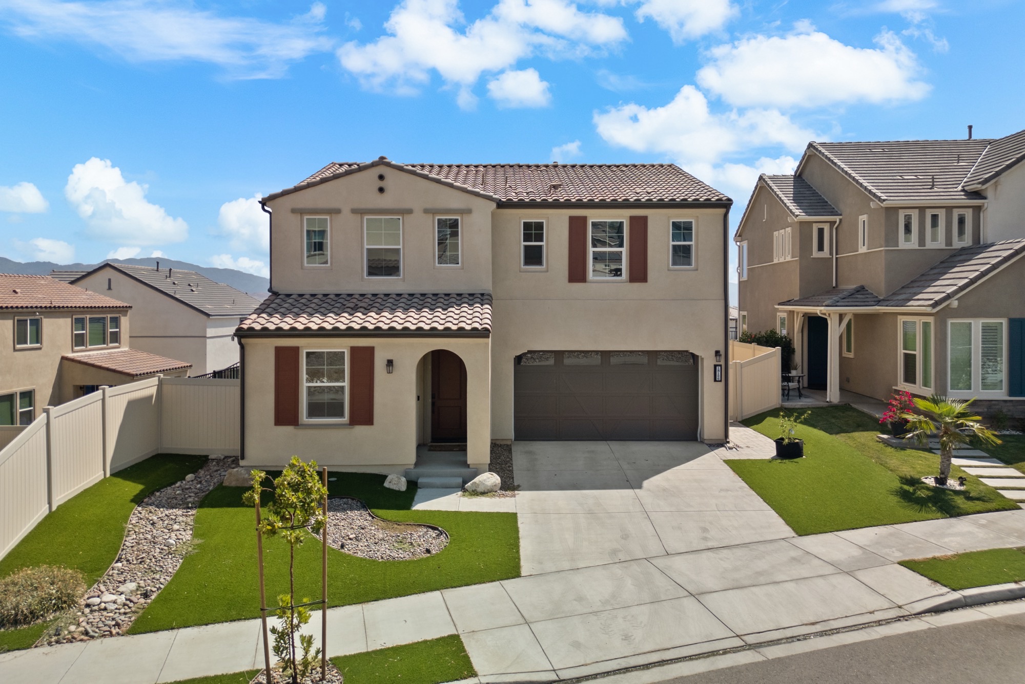 18126 Jupiter Ln, Santa Clarita, photo 2