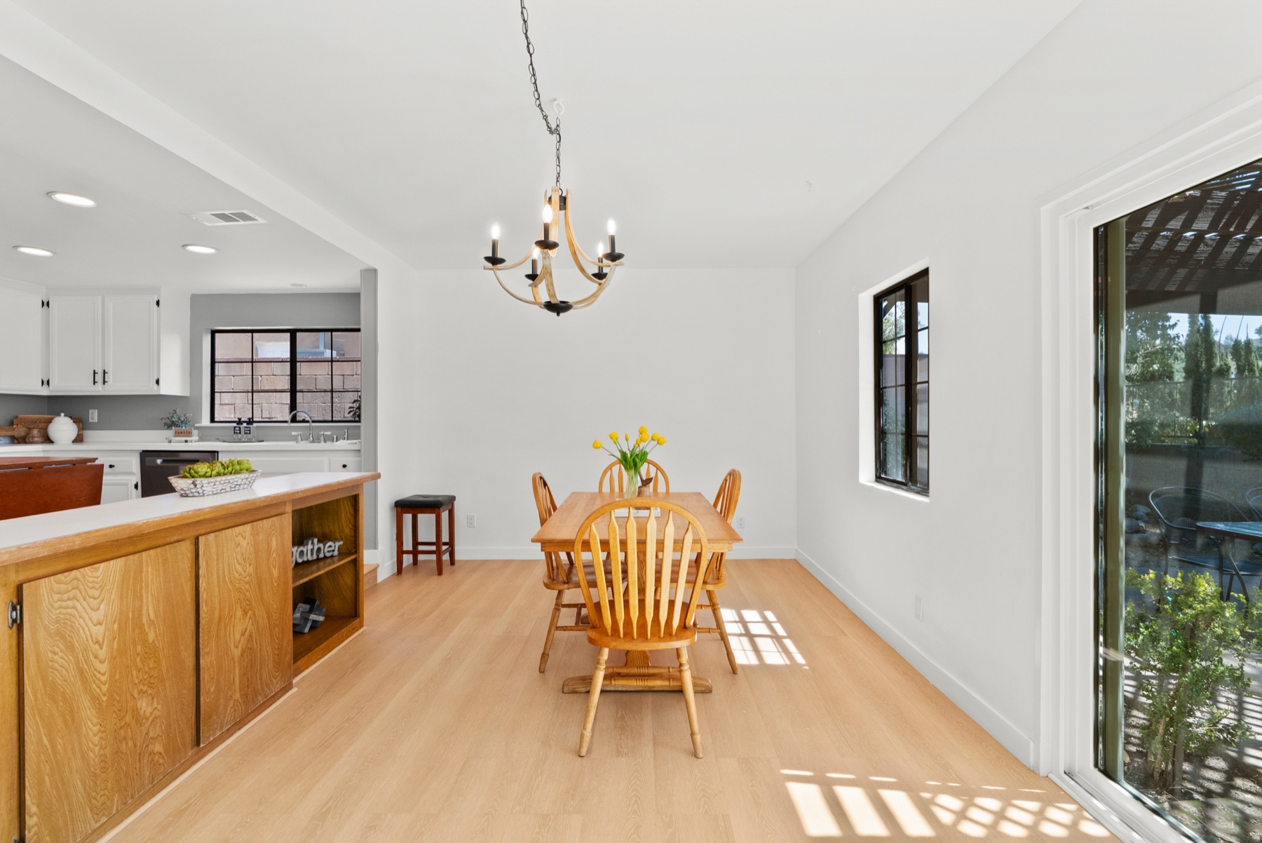 18826 Cabral St, Canyon Country, photo 10