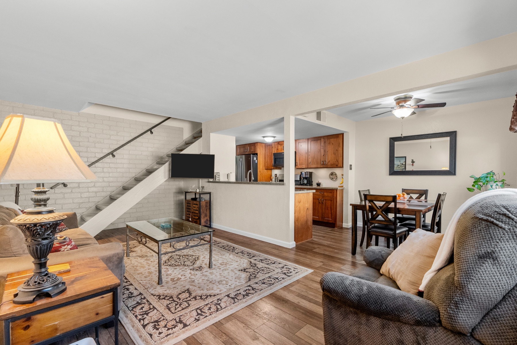 28152 Robin Ave, Saugus, photo 8