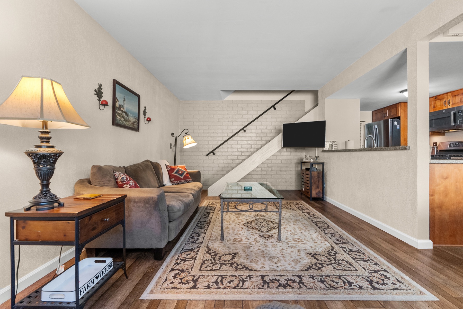 28152 Robin Ave, Saugus, photo 6